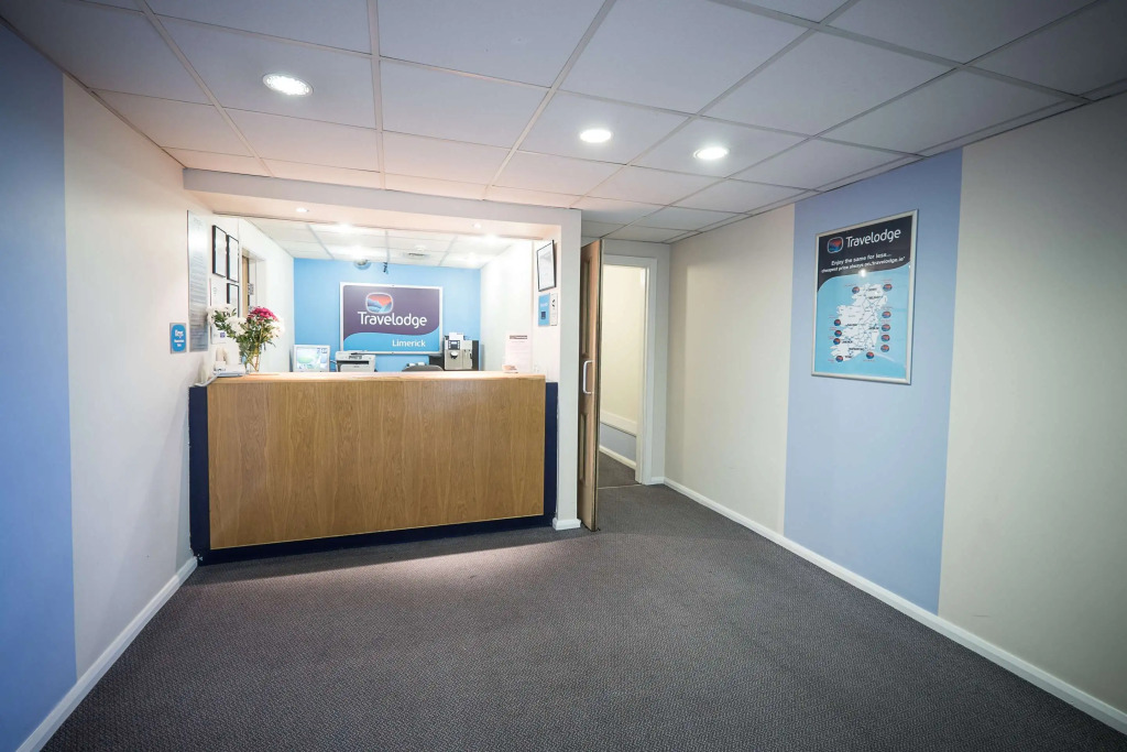 Travelodge Hotel Limerick Ennis Road