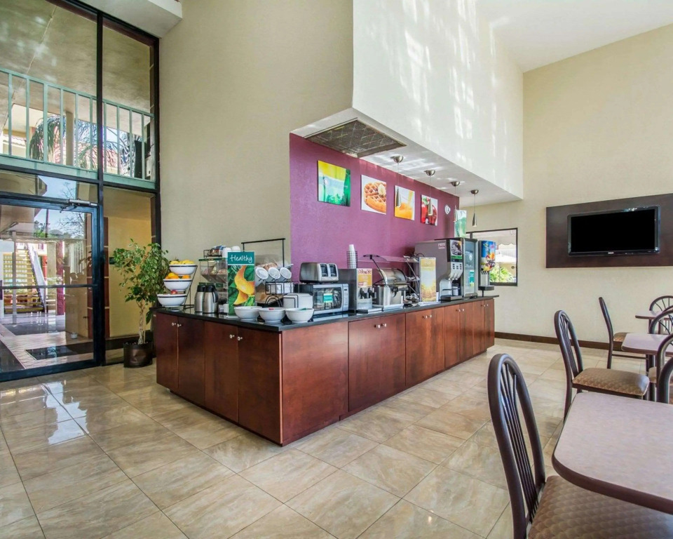 Quality Inn & Suites at Tropicana Field