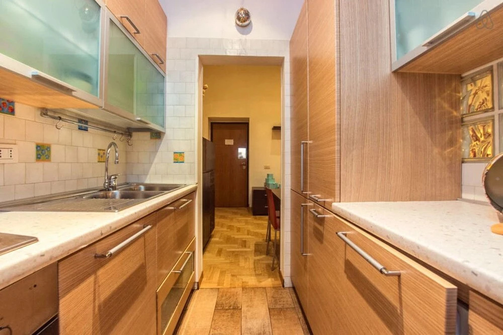 Eclectic 3 bed Flat 10 Minutes From the Colosseum