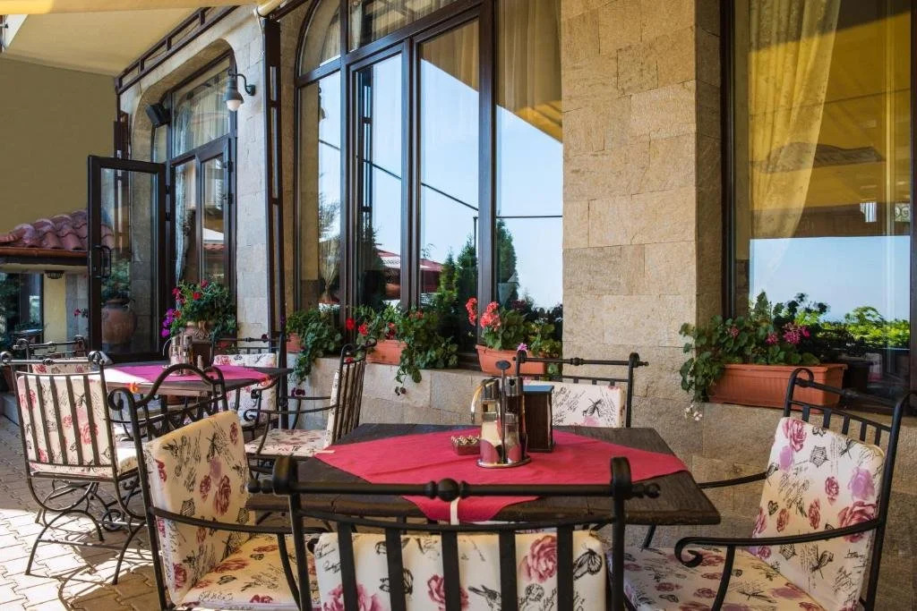 Chiflika Family Hotel