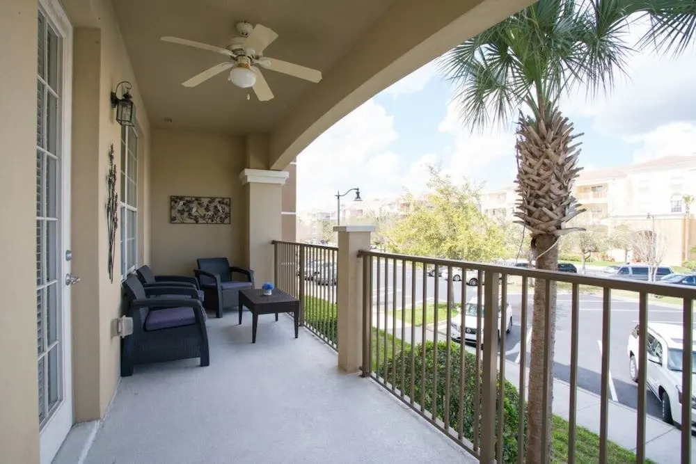 Vista Cay Jewel 3 Bedroom Condo