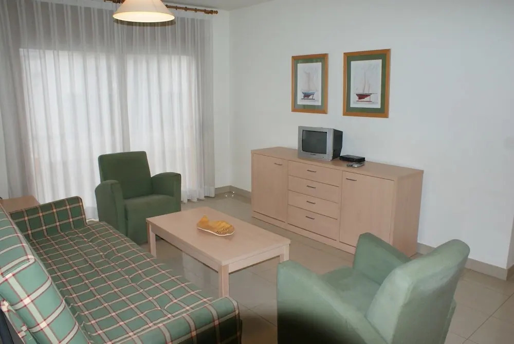 Apartment Enric Serra 1-5