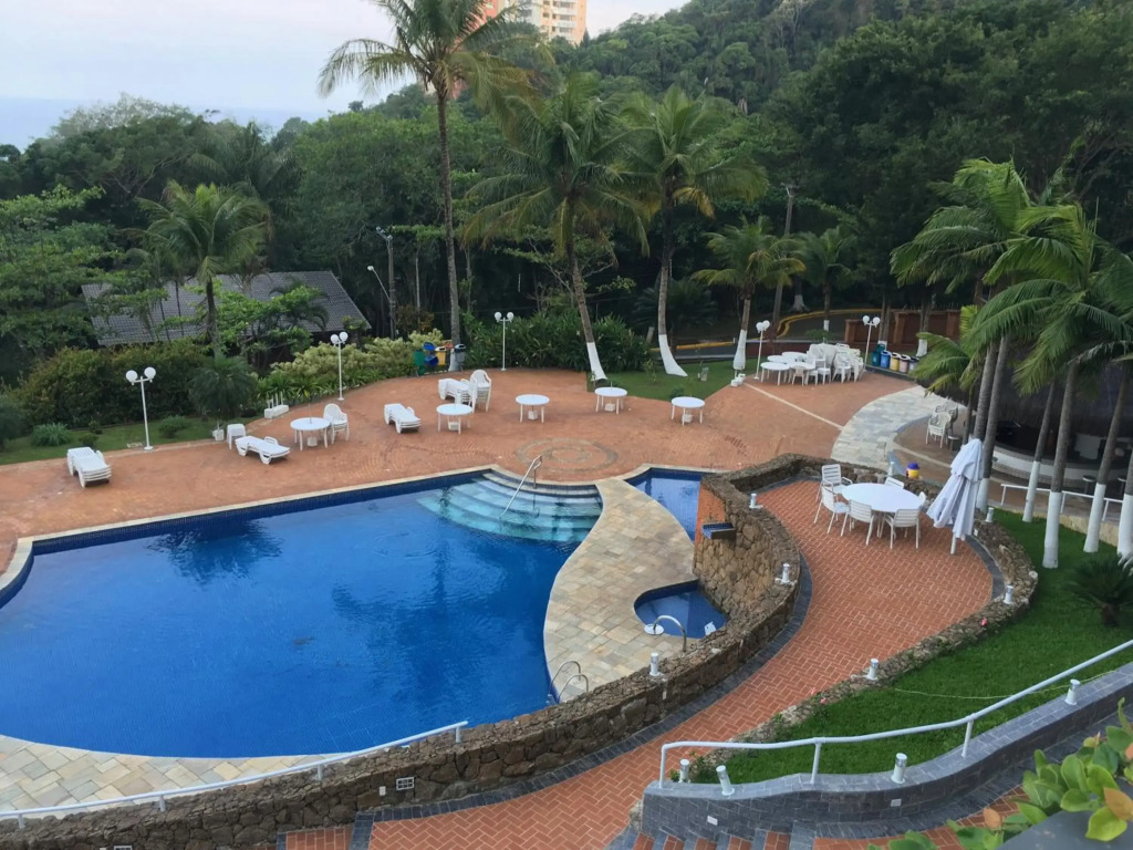 Condomínio Sorocotuba - Guarujá