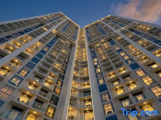 Skyz Lifestyle 1BR Residences at Arjan with Pool & Gym
