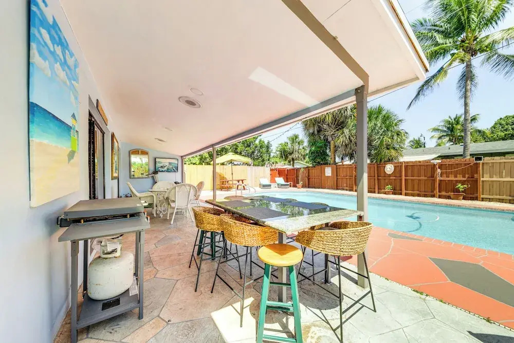 Walk to Dining & Shopping: Pompano Beach Home!