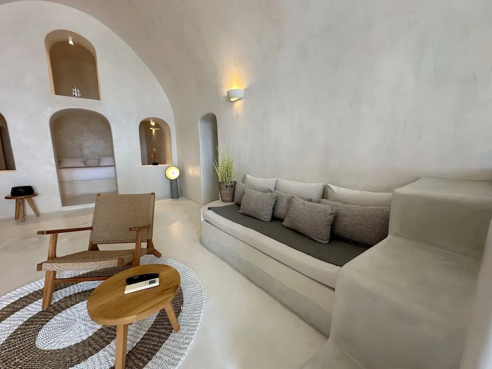 Dagaz Suites