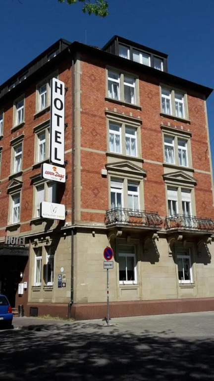 sevenDays Hotel Karlsruhe