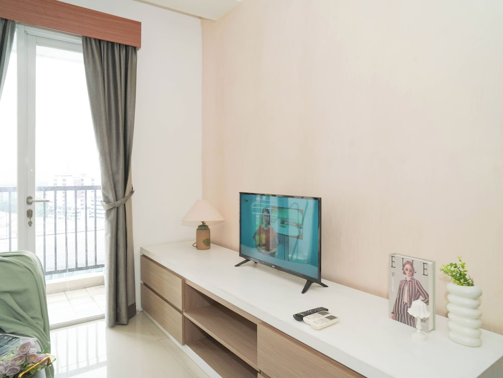 Good Location 1Br At Apartment Signature Park Grande