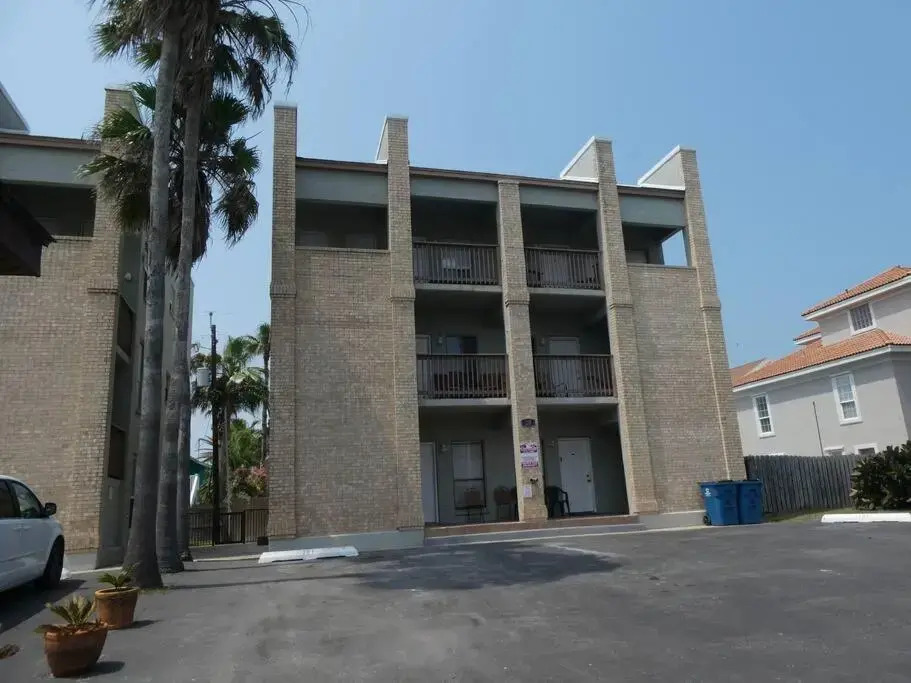 Steps To The Beach/Pet Friendly