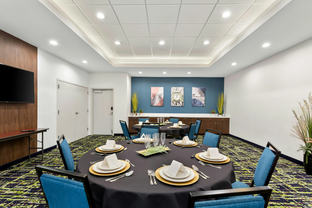 Hampton Inn By Hilton Huntley Chicago