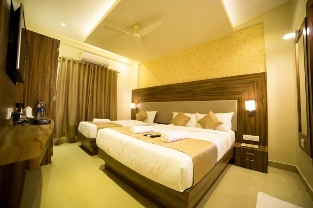Hotel Plaza Heights