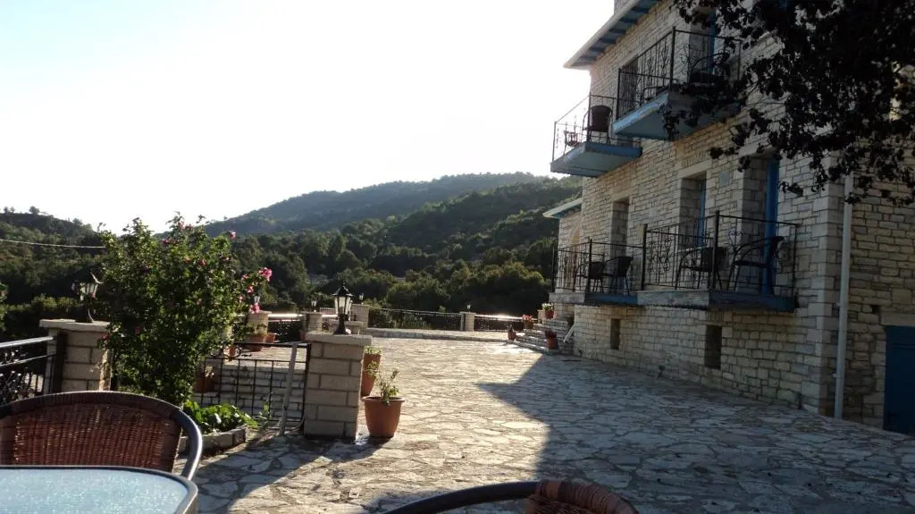 Hotel Ladias