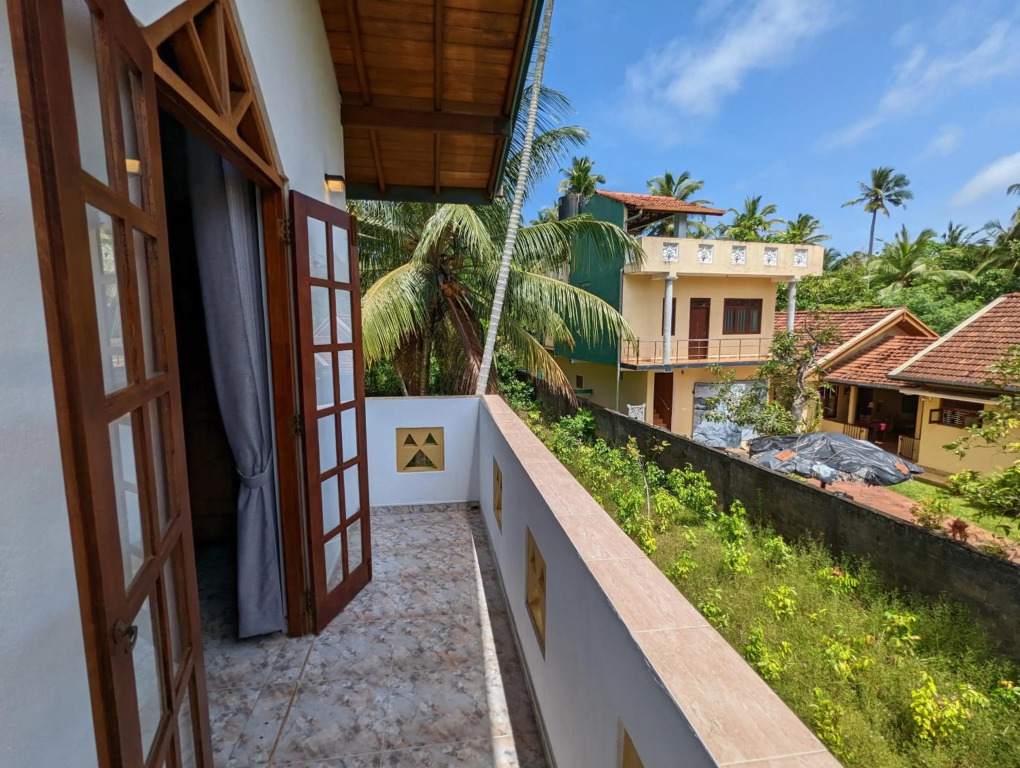 HikkaSurf Apartment
