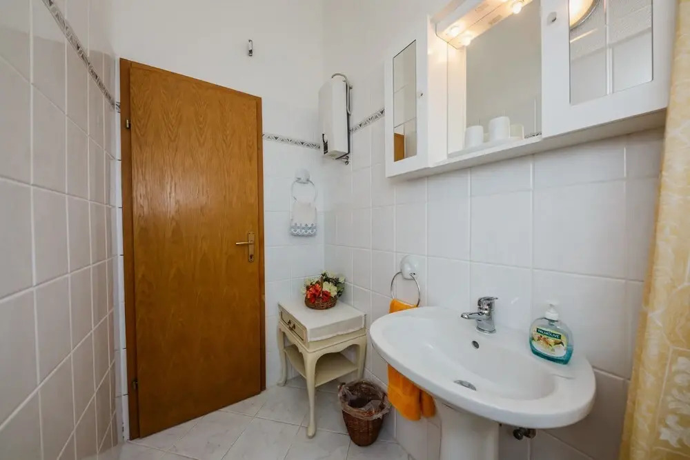Apartments Bagic
