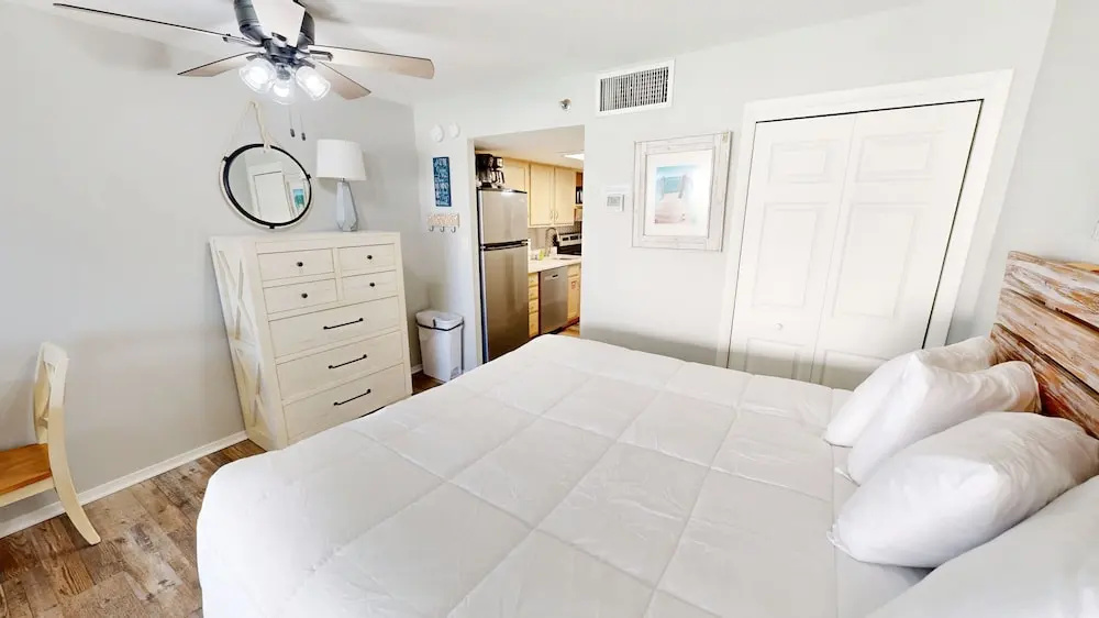 Islander Beach Resort 405 Condo