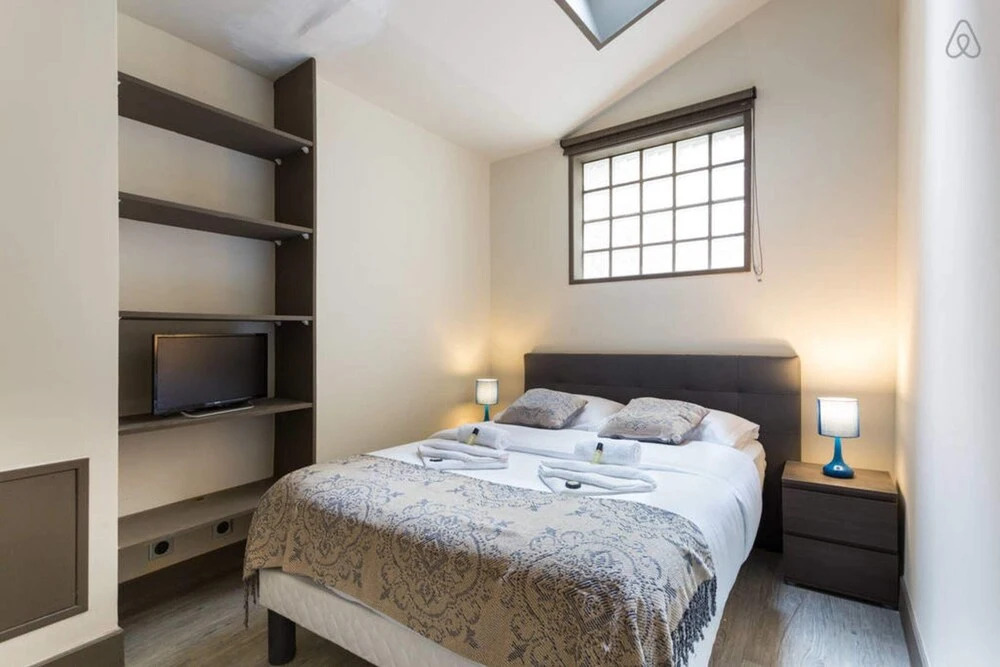 Bright Renovated Parisian Apartment