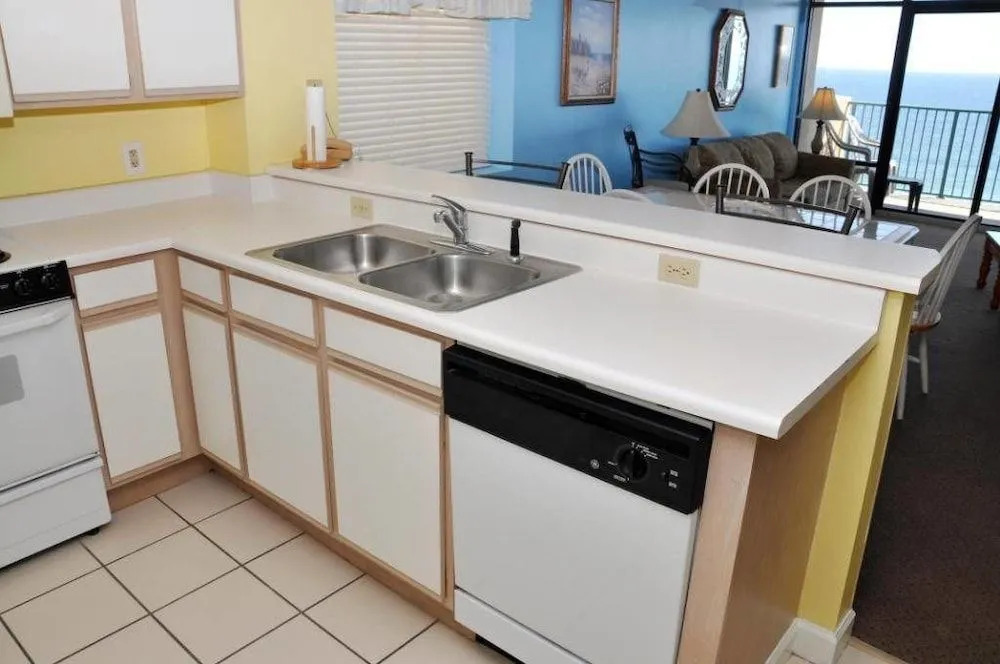 Verandas 901 - 4 Br condo by RedAwning