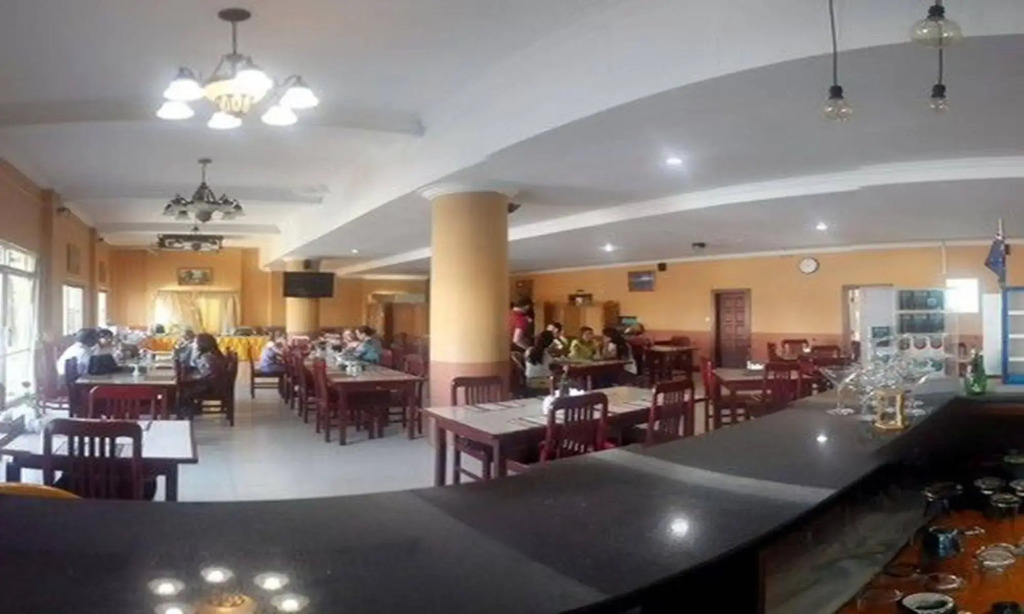 Hotel 63
