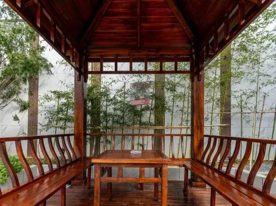 TongQianWan Hotel