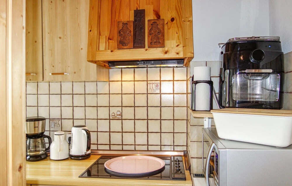 Amazing Home in Müllenborn With 2 Bedrooms and Wifi