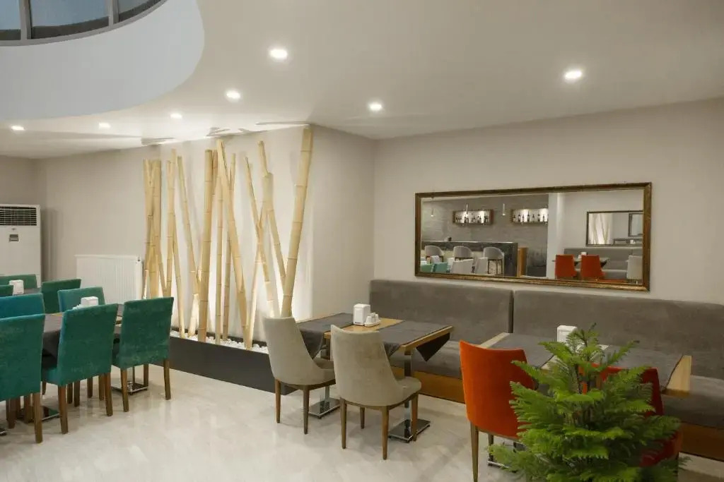 Piskin Hotel