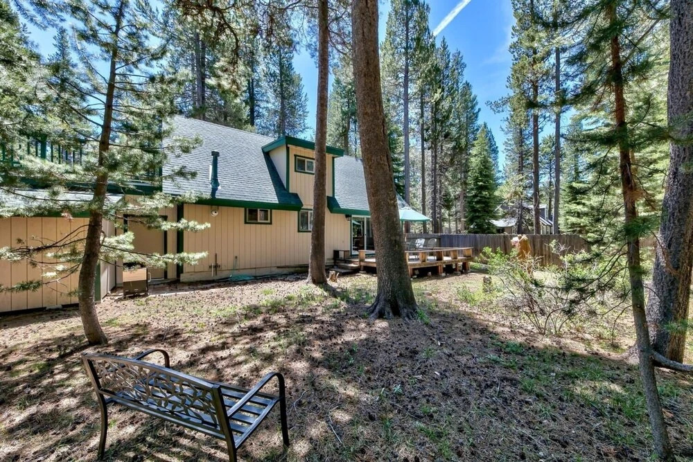 1207s Cabin In The Pines 3 Bedroom Chalet by RedAwning