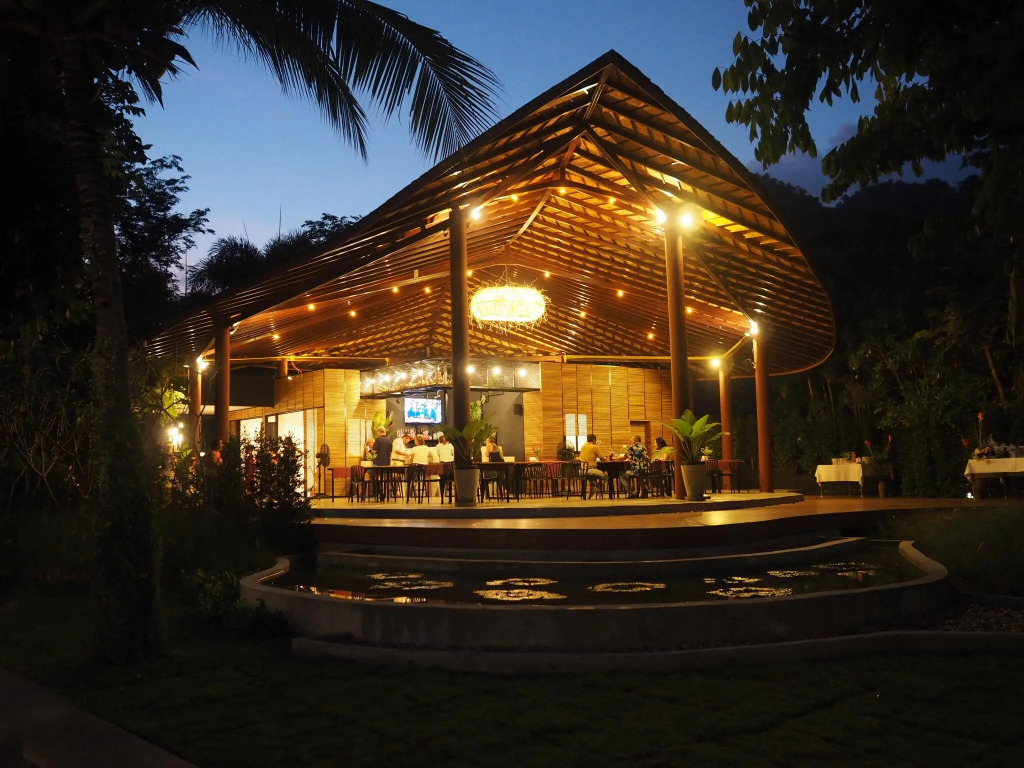 Beachfront Villa