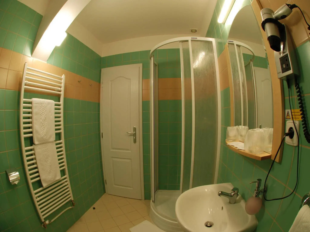 EA Hotel Tosca