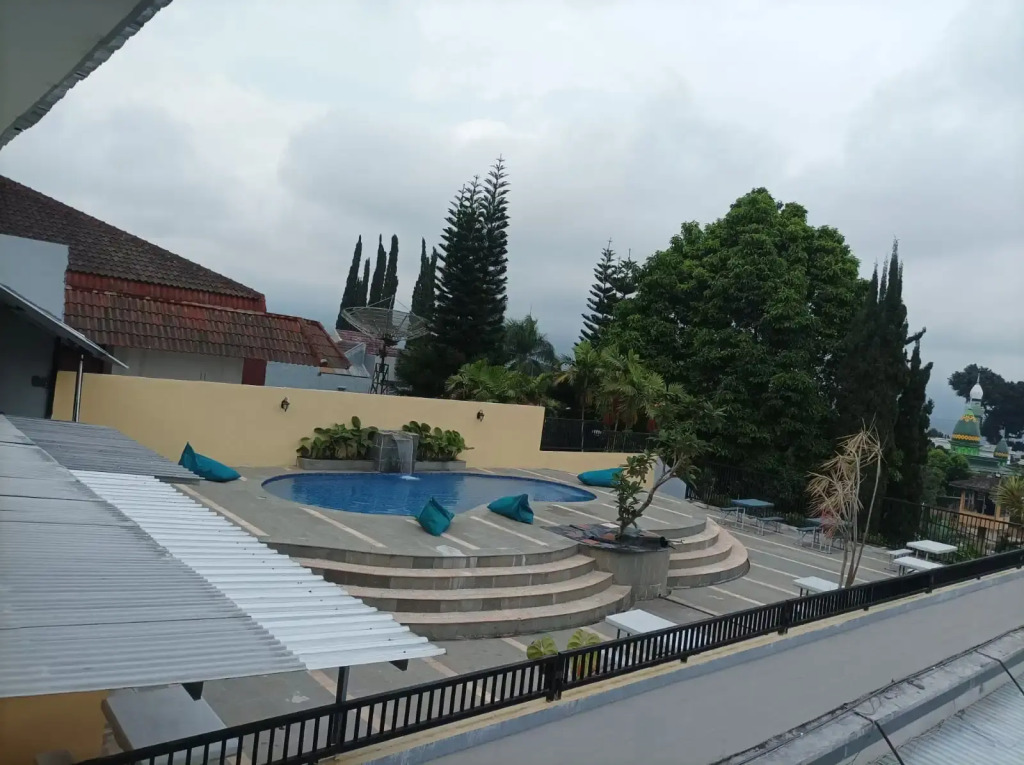 Batu Indah Pool Villa