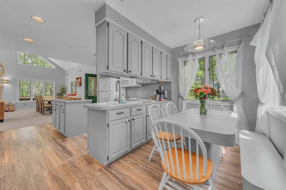 Large Family Friendly House on the Fairway Hideout