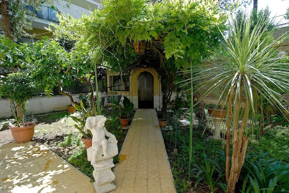 Tiburtina Bed And Breakfast 2.0