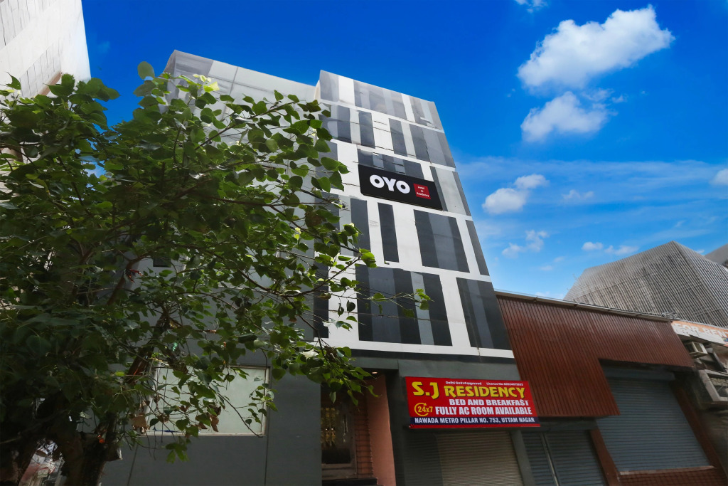 Super Hotel O S J Residency