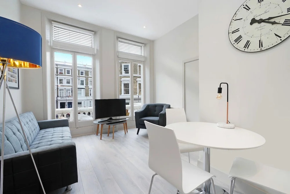 2 Bedroom Apartment in West Kensington