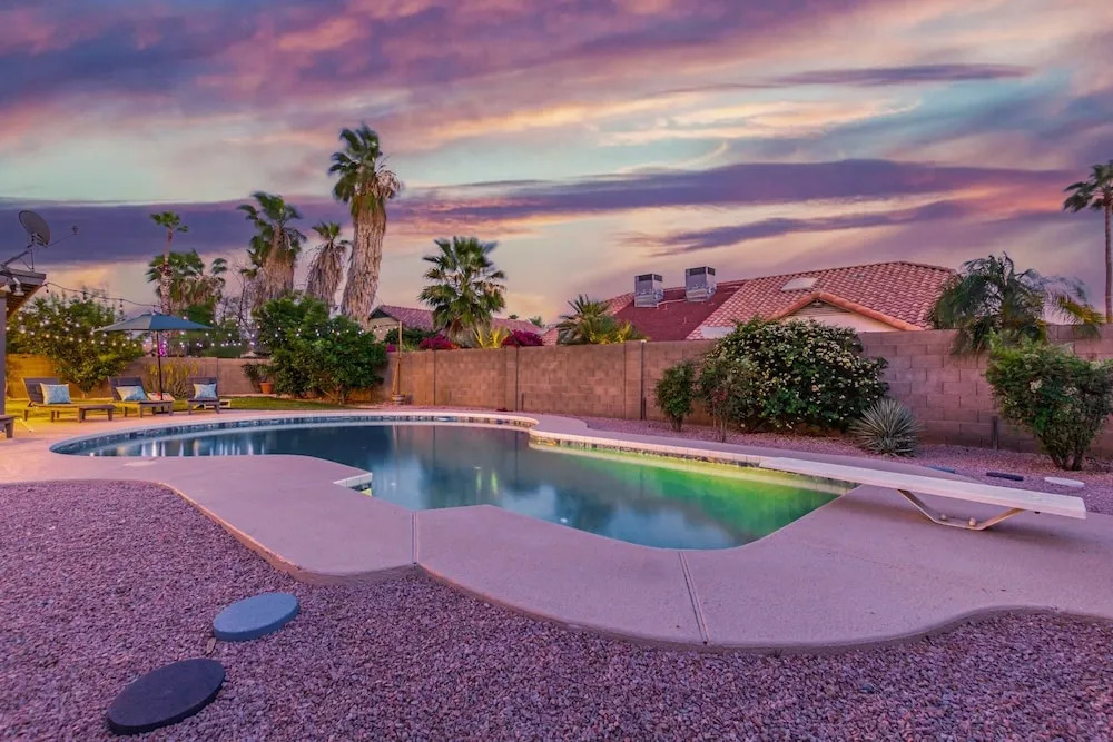 Grandview Scottsdale 4 Bedroom Home by Redawning