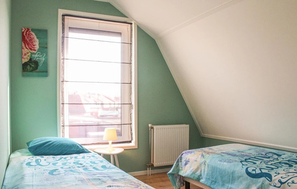 Stunning Home In Breskens With Wifi