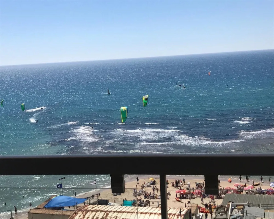 3BR Apt Beach View Best Loc Bat-Yam
