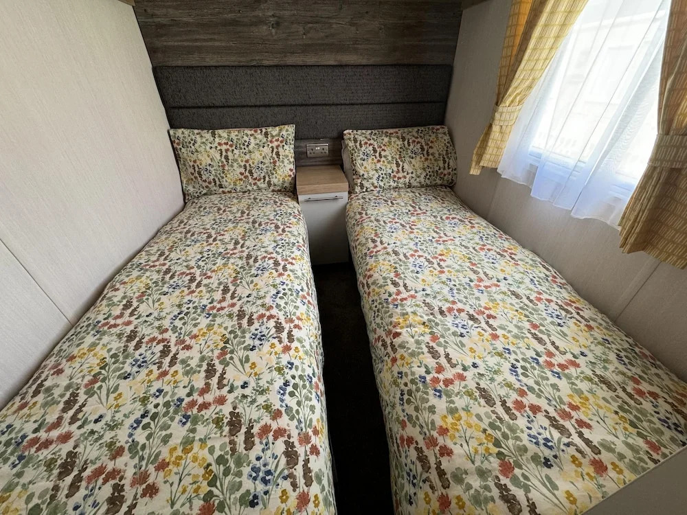 Beautiful 2-bed Holiday Home