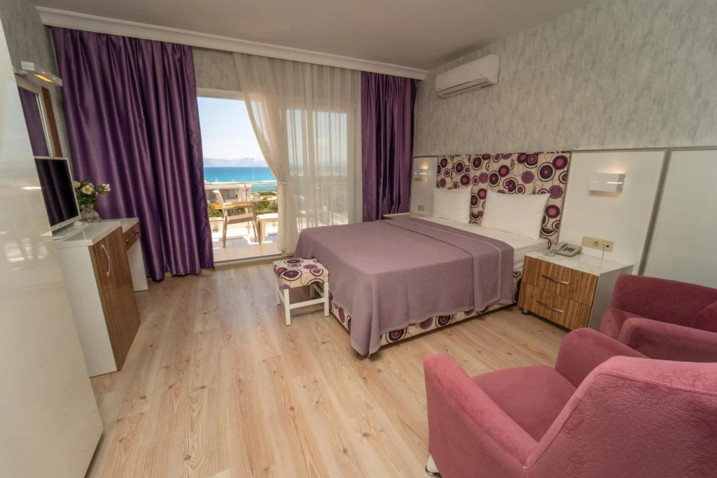 Twins Hotel Çeşme