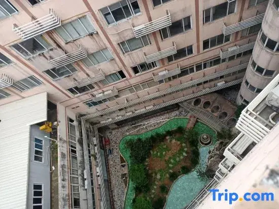 Wanjiang Derong Hotel (Shantou North Station)
