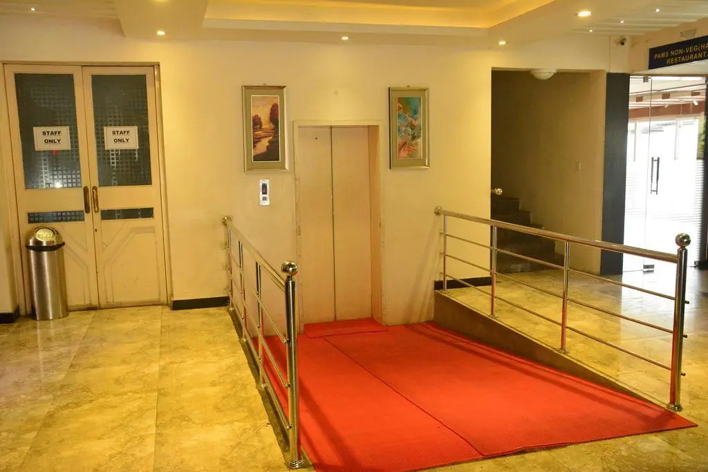 Hotel pams