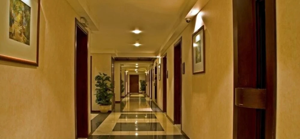 Al Gaddah Hotel Suites