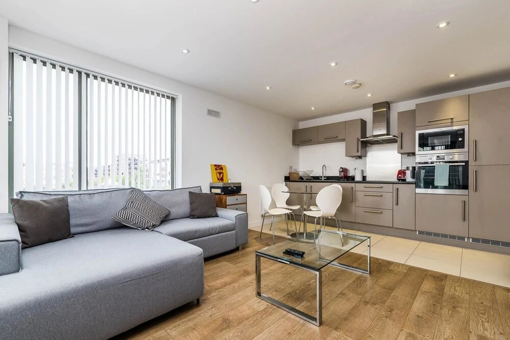 Super 1BD Flat Heart of East London