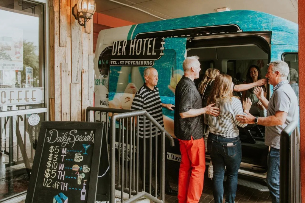 Hollander Hotel - Downtown St. Petersburg