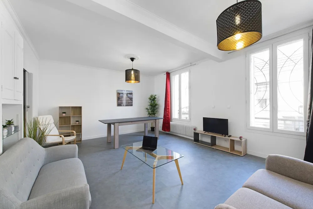 T3 6persons at 5 min from Porte de Paris
