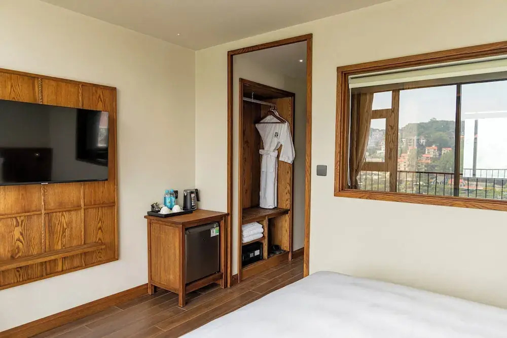 HLS Dalat Lodge