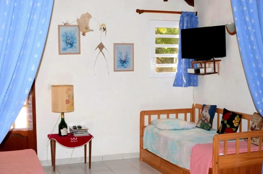 Appartement de 2 chambres avec piscine privee jardin clos et wifi a Deshaies a 1 km de la plage