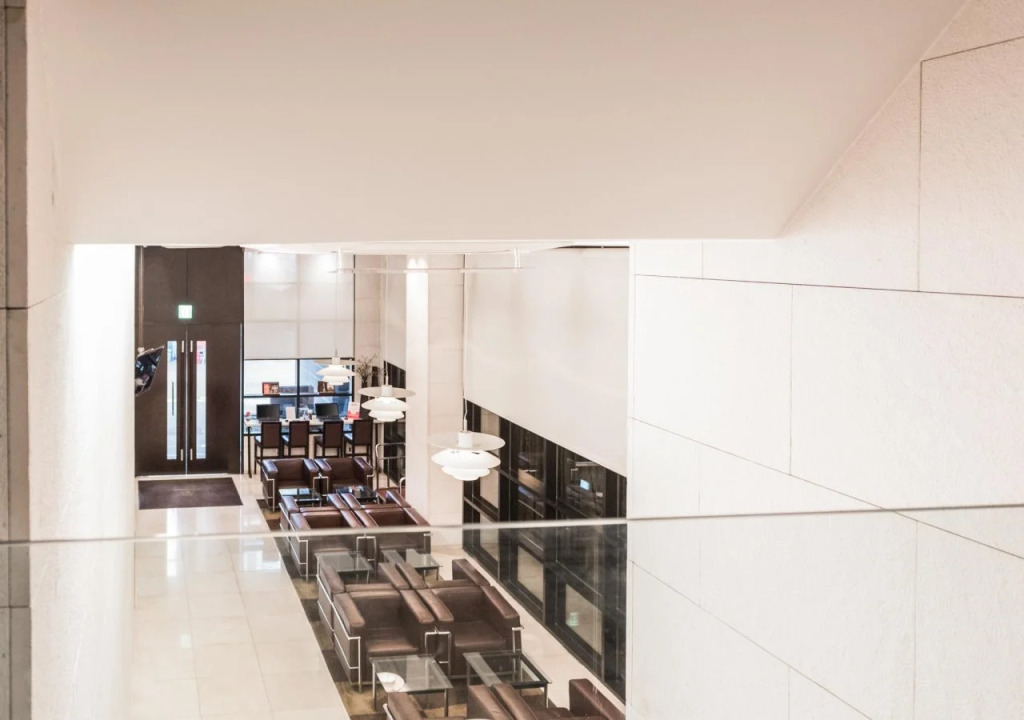 Doulos Hotel