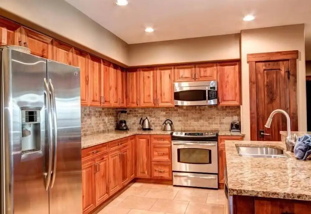 Ski in, Ski out 2 Bedroom Mountain Condo at the Base of Peak 7 with Quick Access to Historic Downtown Breckenridge