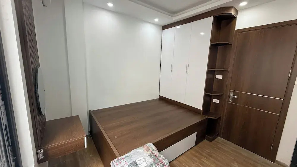 Era Apartment 491 De La Thanh