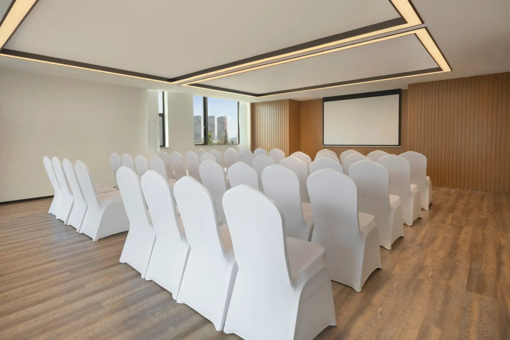 Element by Marriott Yangjiang Hailing Island
